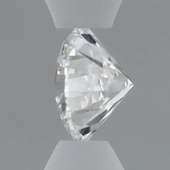 0.19 Carats ROUND Diamond - Diamond
