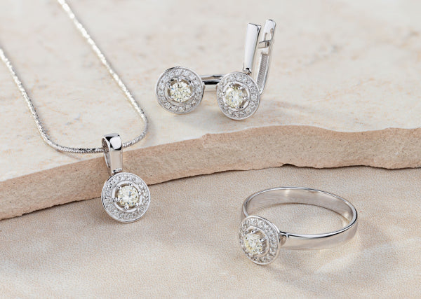 5 Common Mistakes to Avoid When Ordering Custom Jewelry
