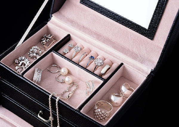 Gift Ideas: Top 2026 Jewelry Trends for The New Year