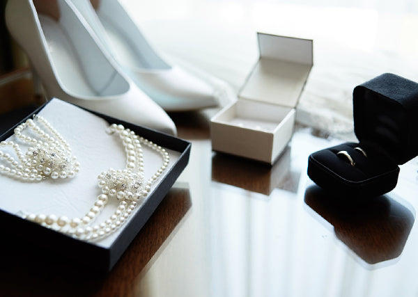 Gold, Jade, Pearls, and Diamonds: The Heart of Si Dian Jin