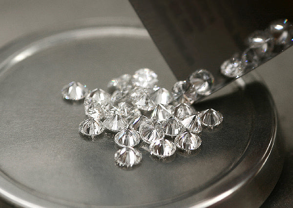 How Lab-Grown Diamonds Are Graded: Understanding the 4 Cs