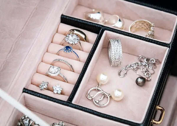 How to Store Your Fine Jewelry to Prevent Tarnishing