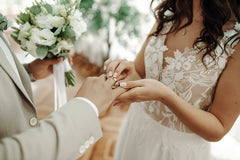 LeCaine Featured on Honeycombers: Love in Every Ring