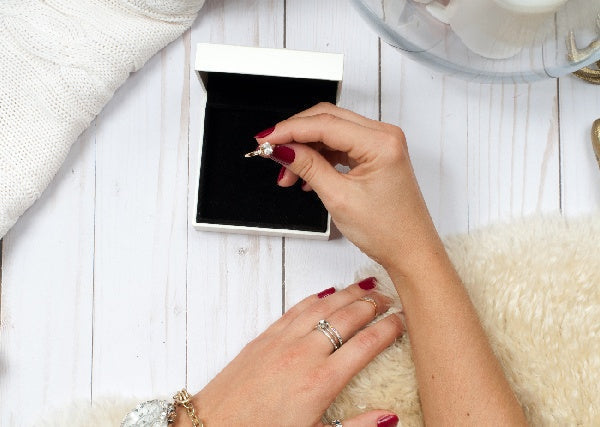 Ultimate Guide to Gifting Lab-Grown Jewelry This Christmas