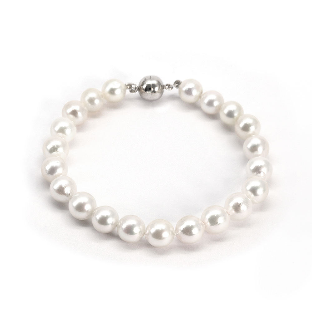 White Akoya Pearl Bracelet with Rhodium Magnetic Clasp | LeCaine