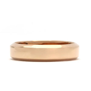 Moira Beveled Edge Wedding Ring in 18K Rose Gold