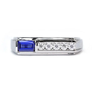 Signet Ring with Lab Grown Sapphire in 18K White Gold