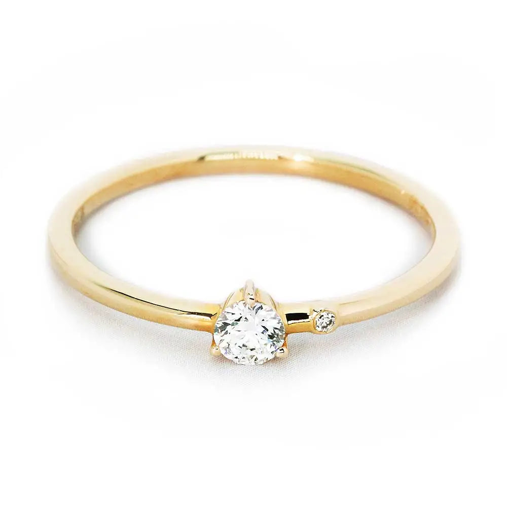 Daisy Dainty Ring in 14K Gold - LeCaine Gems