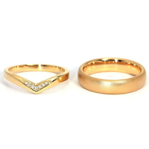 Evon Moissanite Accented V Shaped and Matt Finished Matching Wedding Rings in 18K gold - LeCaine Gems