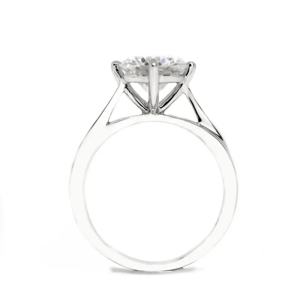 Cathedral setting round diamond discount