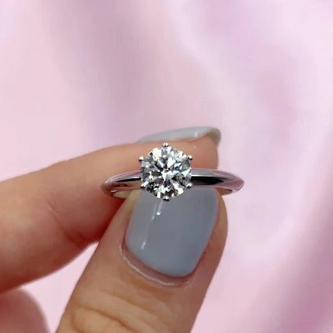 Shirley Round-cut Lab-Grown Diamond Engagement Ring