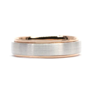 Maeve Wedding Rings in 18K Gold - LeCaine Gems