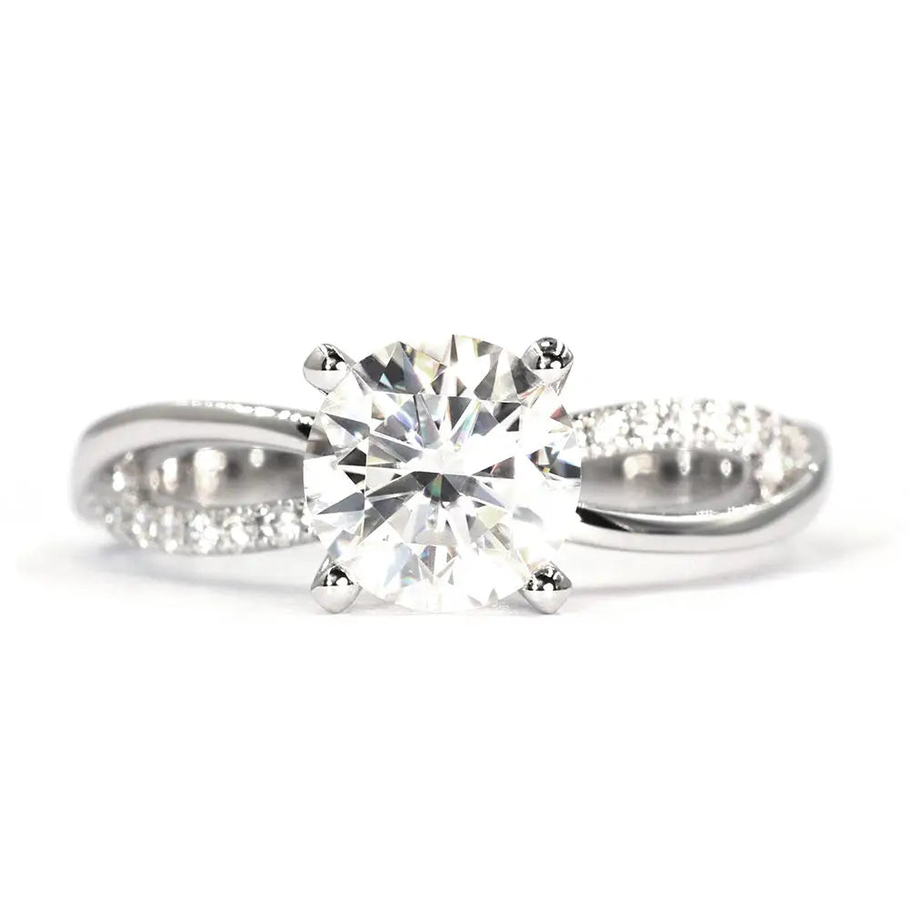 Nisha Round Moissanite with Split Pave Band Ring in 18K gold - LeCaine Gems