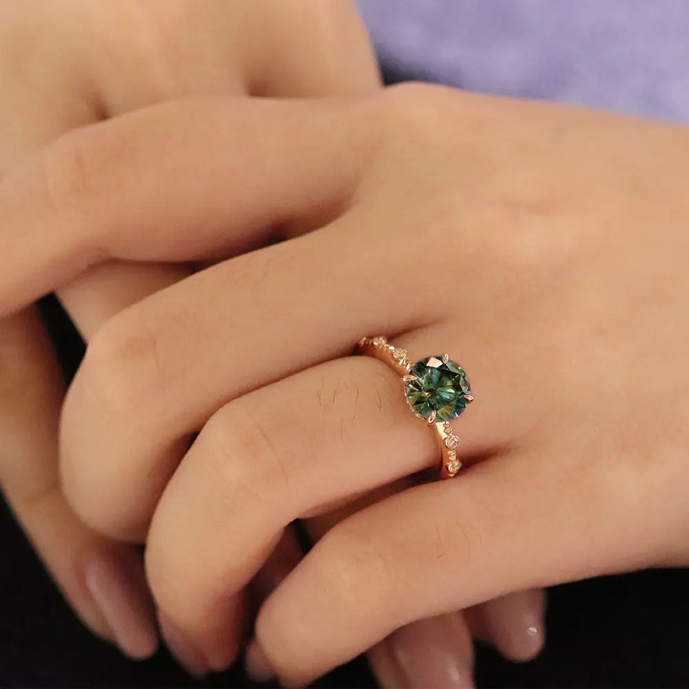 Nomiko Round Forest Green Moissanite with Decorative Band Ring in 18K gold - LeCaine Gems