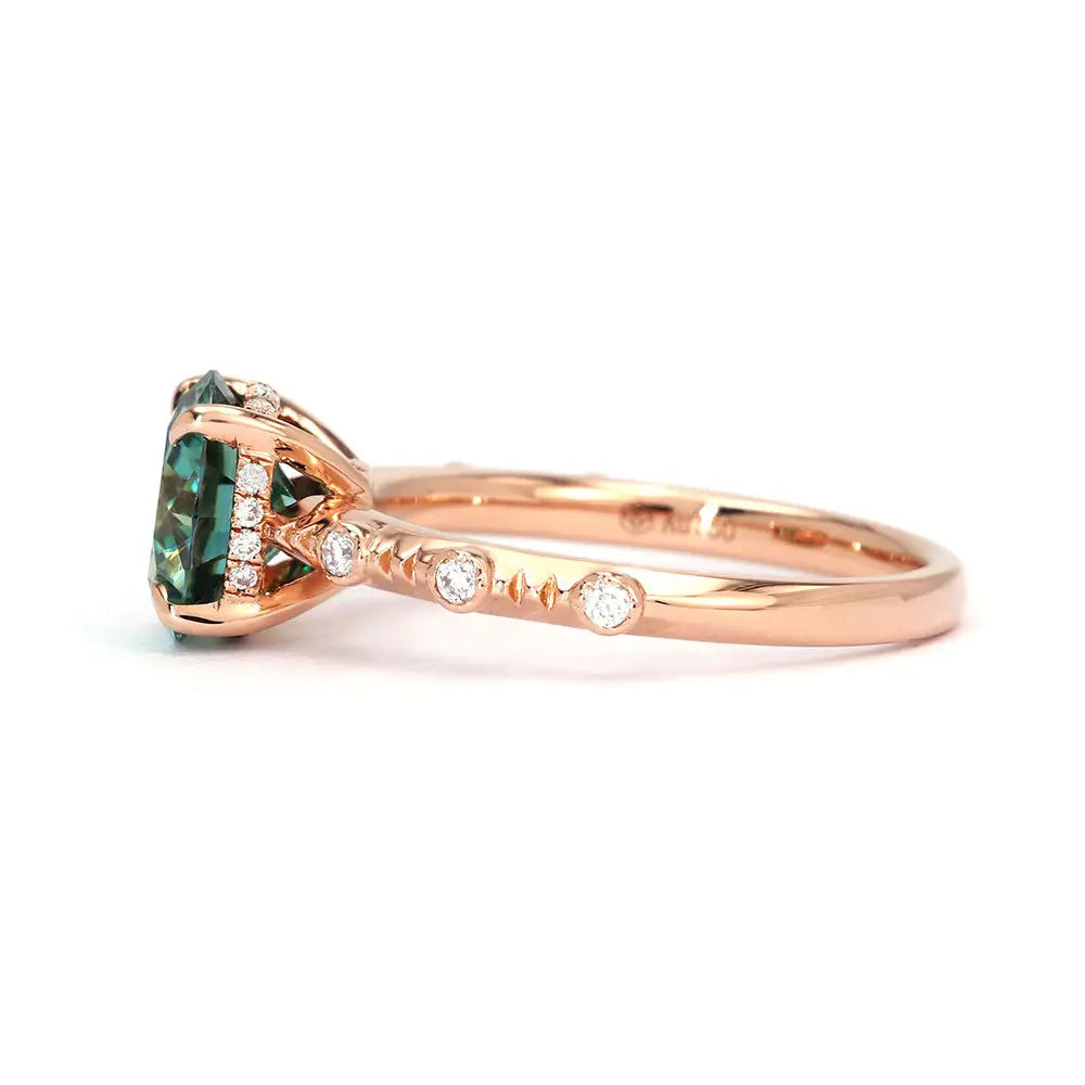 Nomiko Round Forest Green Moissanite with Decorative Band Ring in 18K gold - LeCaine Gems