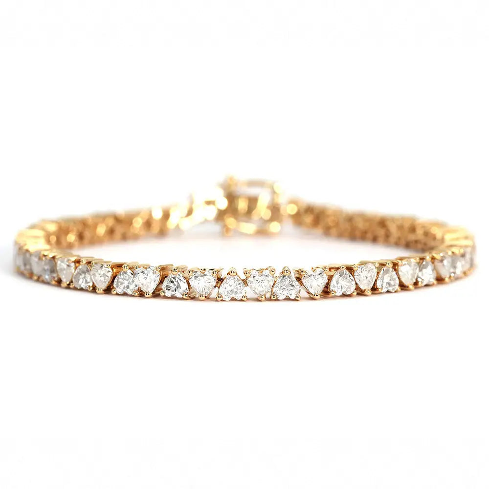 Paradis Heart-Shaped Moissanite Tennis Bracelet in 18K Gold - LeCaine Gems