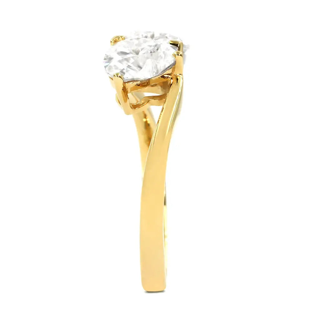 Ready Made | Daisy 2 Carat Heart-shaped Moissanite RIng in 18K Gold - LeCaine Gems