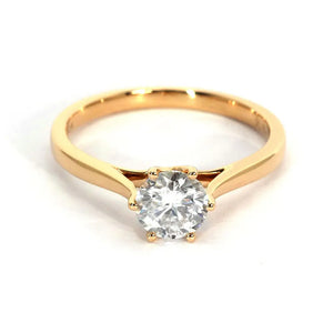 Ready Made | Devera 1 Carat Round Moissanite with Lattice Setting Solitaire Ring in 18K Yellow Gold - LeCaine Gems