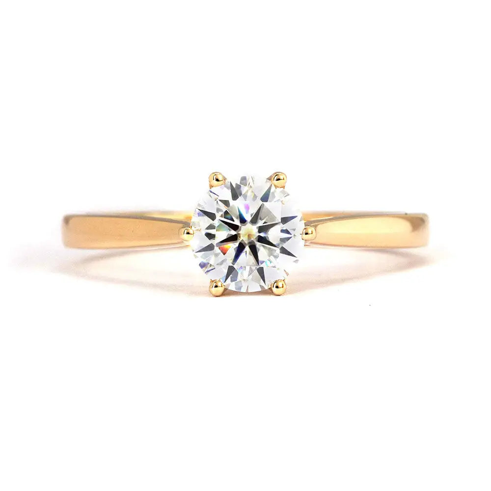 Ready Made | Devera 1 Carat Round Moissanite with Lattice Setting Solitaire Ring in 18K Yellow Gold - LeCaine Gems