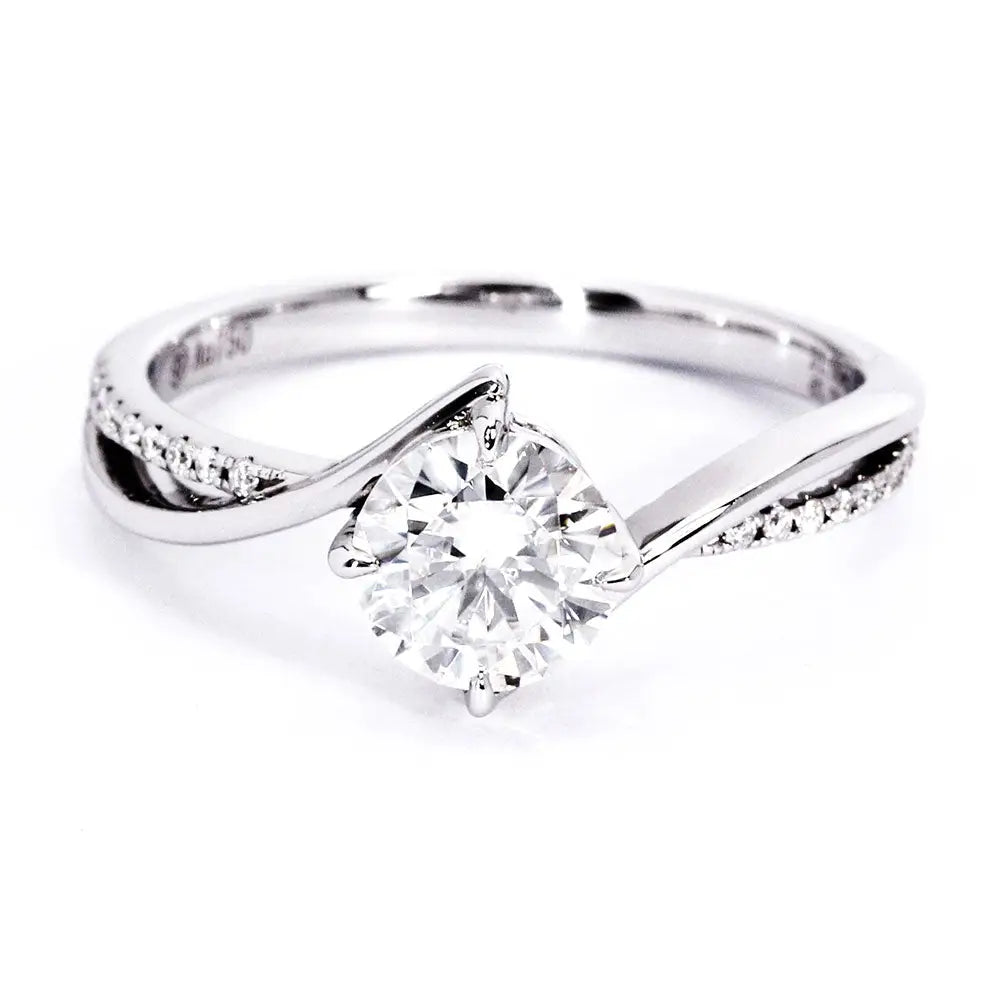 Ready Made | Este 1 Carat Round Moissanite with Twist Pave Band Ring in 18K White Gold - LeCaine Gems