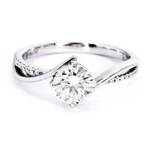 Ready Made | Este 1 Carat Round Moissanite with Twist Pave Band Ring in 18K White Gold - LeCaine Gems