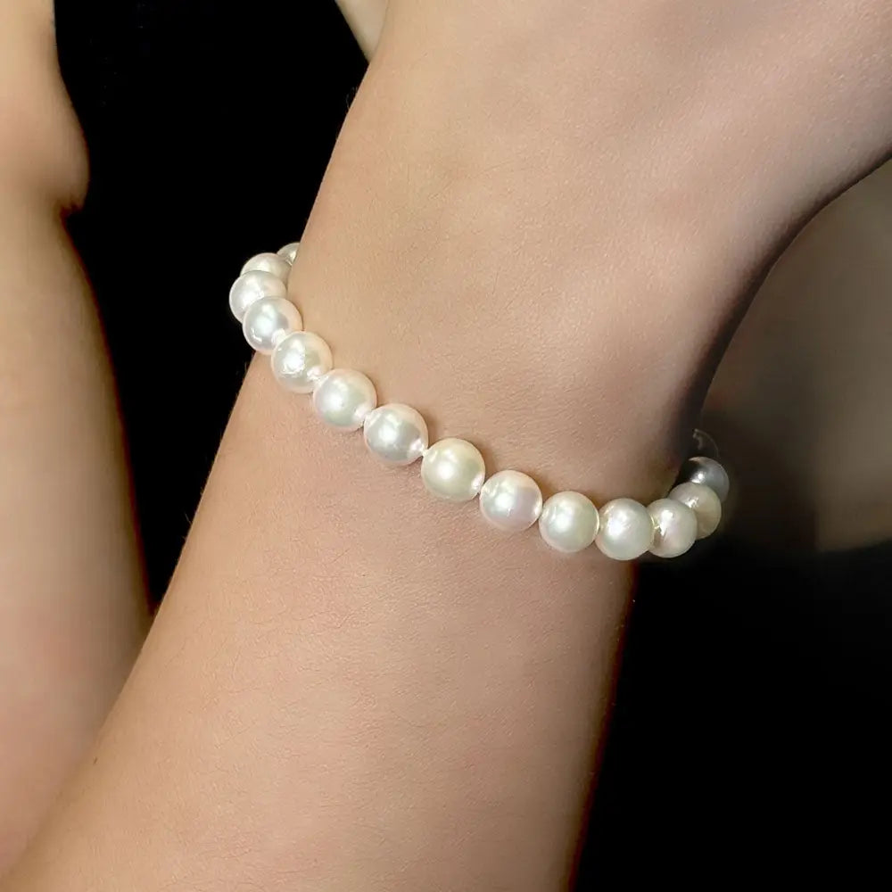 White Akoya Pearl Bracelet with Rhodium Magnetic Clasp