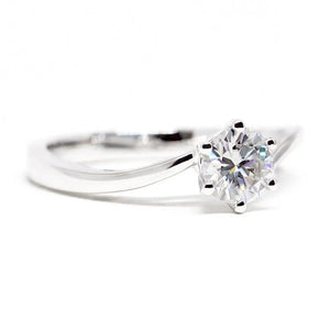 Vee Round Moissanite Solitaire with Curved Band Ring in 18K gold - LeCaine Gems