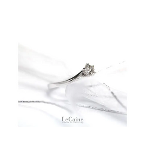 Vee Round Moissanite Solitaire with Curved Band Ring in 18K gold - LeCaine Gems