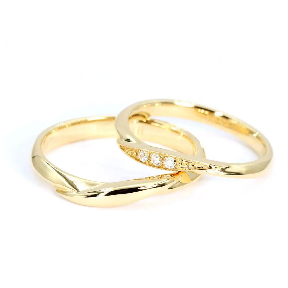 Yumiko Moissanite Matching Wedding Rings in 18K gold - LeCaine Gems